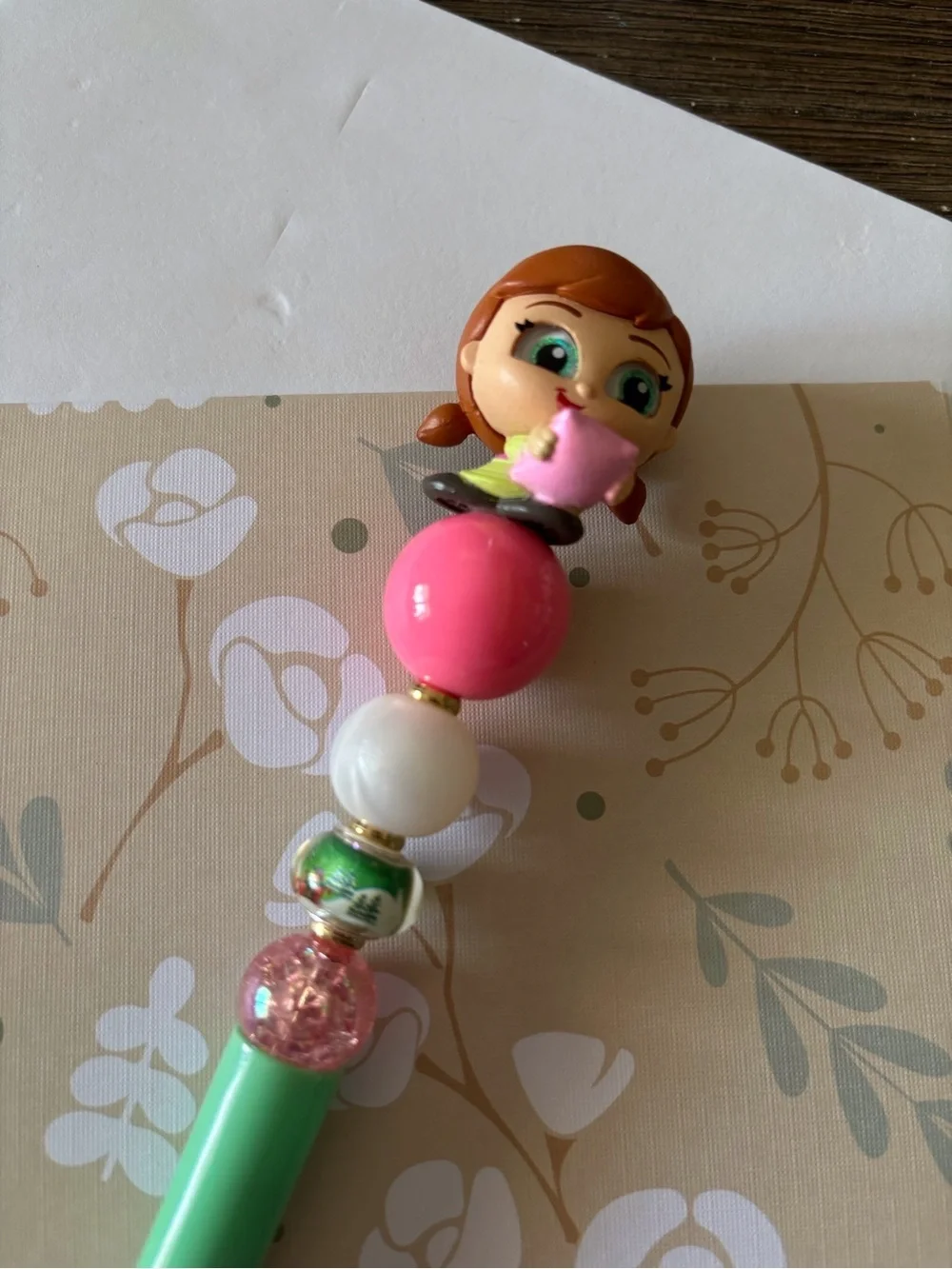 Disney Doorables: Frozen: Princess Anna handmade beaded pen